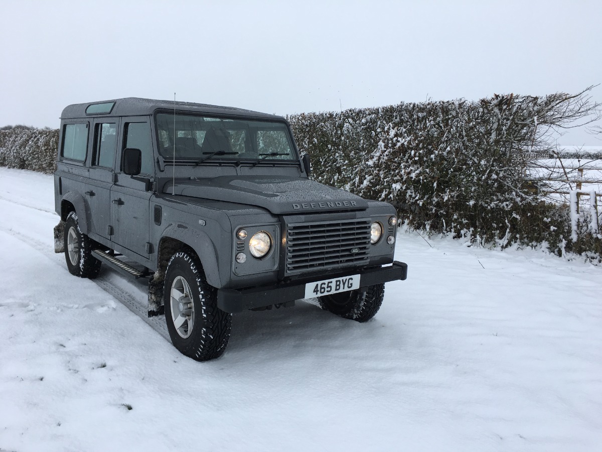 2012 Land Rover Defender 110 Image 2